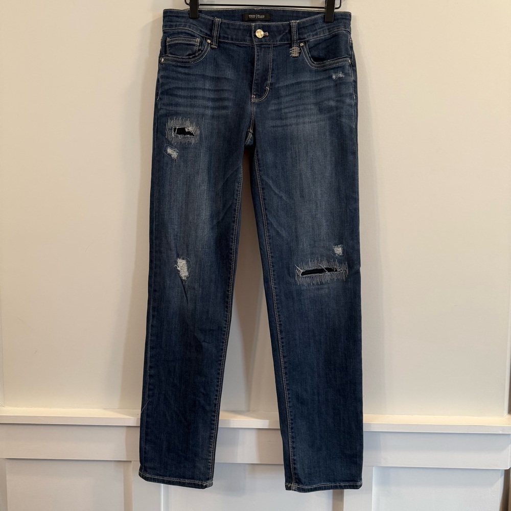 Women’s White House Black Market Distressed straight crop Blue Jeans